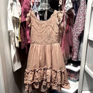 Beautiful dress, girls, size 6, pink/nude, Joyfolie